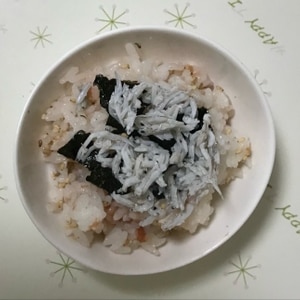 鰯親子ご飯♪いわししらすごはん♪ほぐして乗せても♪